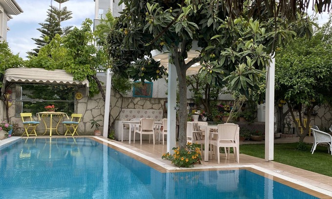Alacati Cabina | Sarı Köşk Butik Hotel