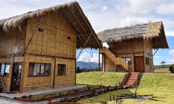 Cotacachi Hotel | Sara Lodge