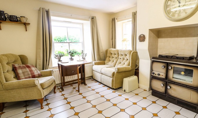 Enniskillen Cabaña | Sarah Magees