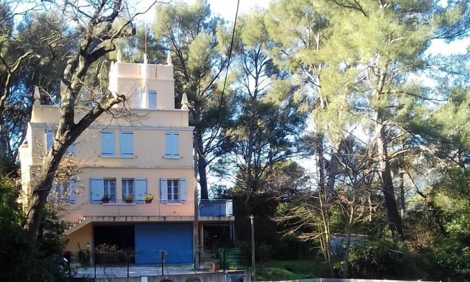 Le Revest-les-Eaux Casa | Saraillon - El Revest-les-Eaux