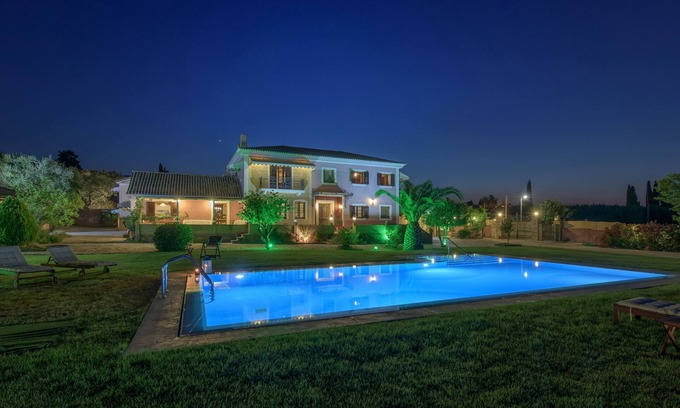 Agia Marina Casa | Sarakino House with Private Pool