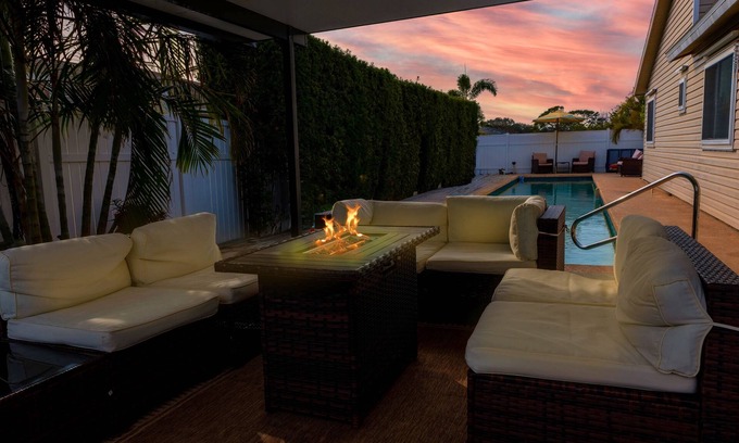 Whitfield Casa | Sarasota Retreat w/ Pool, Near Beaches & Downtown