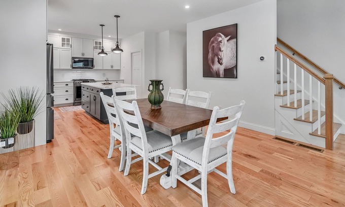 Saratoga Springs Casa | Saratoga Family Haven | Fire Pit + BBQ Grill + 5-Bedroom Home