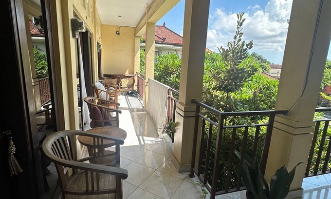 Kuta Cama Y Desayuno | Sari Buana Bed & Breakfast