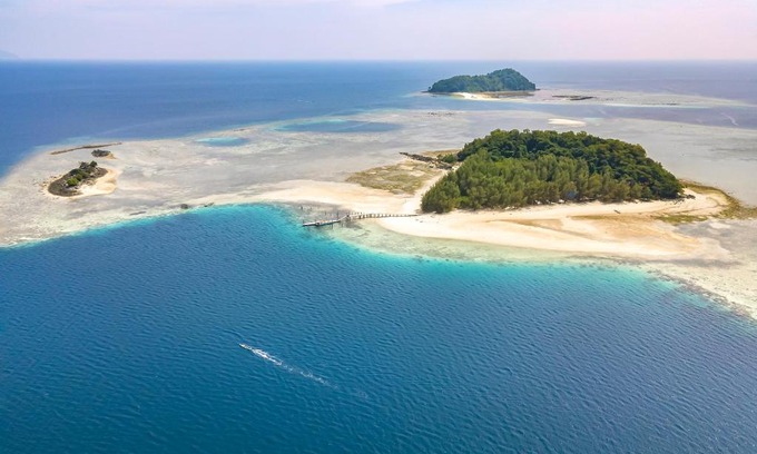 Sulawesi Casa | Saronde Island Resort Blue Bay Divers