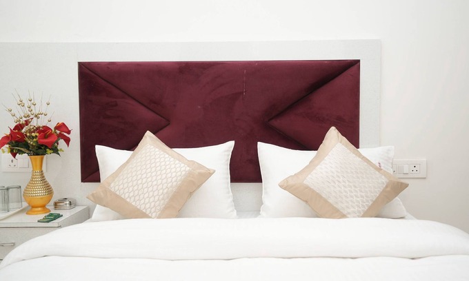 Jangpura Hotel | Sarthi Home Stay