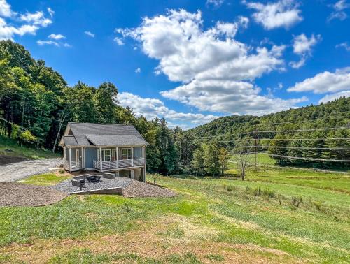 West Jefferson Casa | Sassy Shack