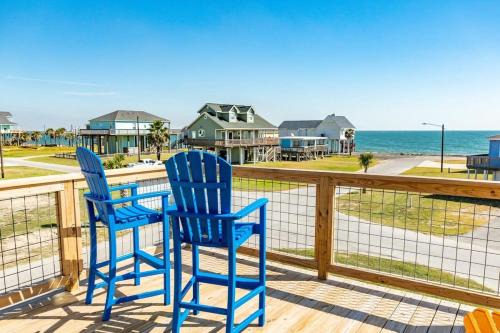 San Luis Casa | Sassy & Stylish Home - Gulf Water Views!