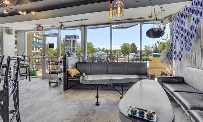 Southeast Colorado Springs Casa | Satellite Suite