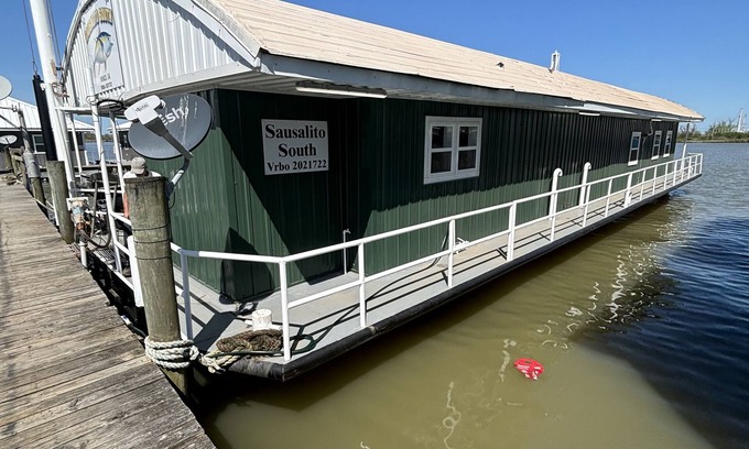 Venice Alquiler De Eote | Sausalito South- Spacious, Comfortable, and Clean Houseboat