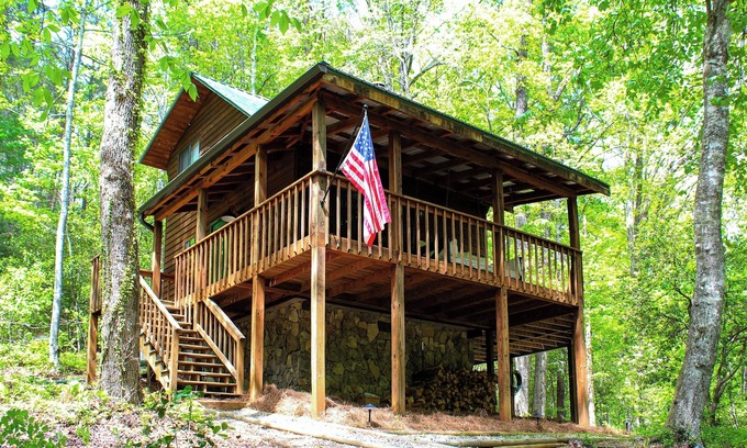 Sautee Nacoochee Cabina | 1br Sautee Nacoochee cabina w / cubierta espaciosa!