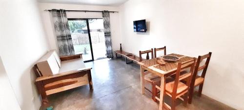 Livingstone Apartamento | Savanna Tree Apartments - self catering town center