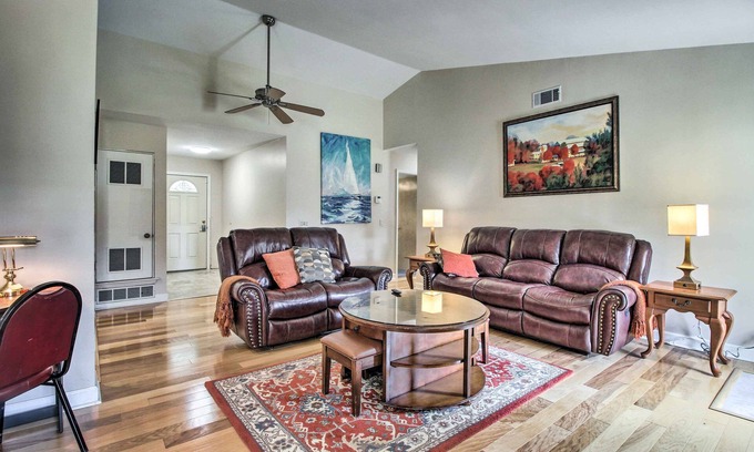 Savannah Casa | Savannah Escape ~ 11 Mi to Historic District!