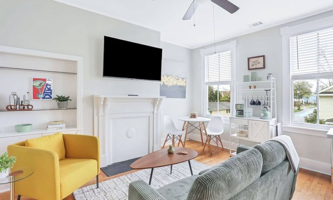 Midtown Apartamento | Savannah Retro Loft - Thomas Square