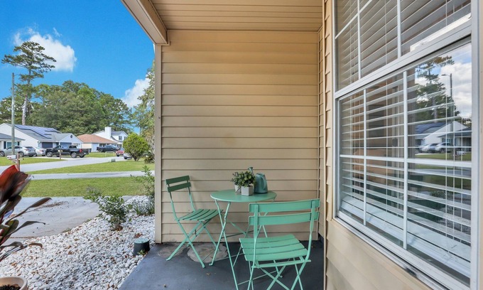 Savannah Casa | Savannah Sanctuary: Inviting 4-Bedroom Haven
