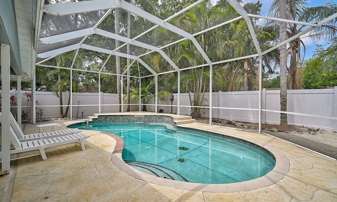 River District Casa | Summer Special! Get 10% Off-July and August Only!