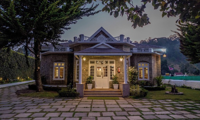 Kodaikanal Villa | Savithri Bungalow By XploreIndo