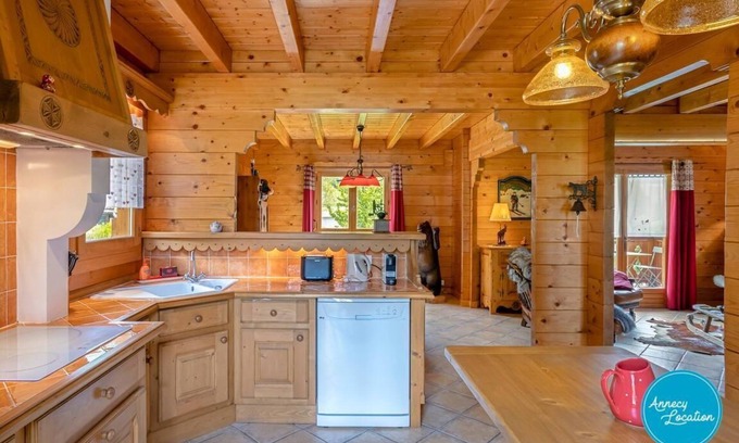 Marlens Chalet De Esquí | Savoyard chalet - Marlens - between lake and mountains