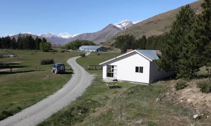 Lake Tekapo Otro | Sawdon - Shearing Quarters Farm Cottage