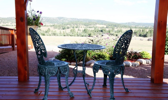 Devils Tower Casa | Sawin Logs Inn