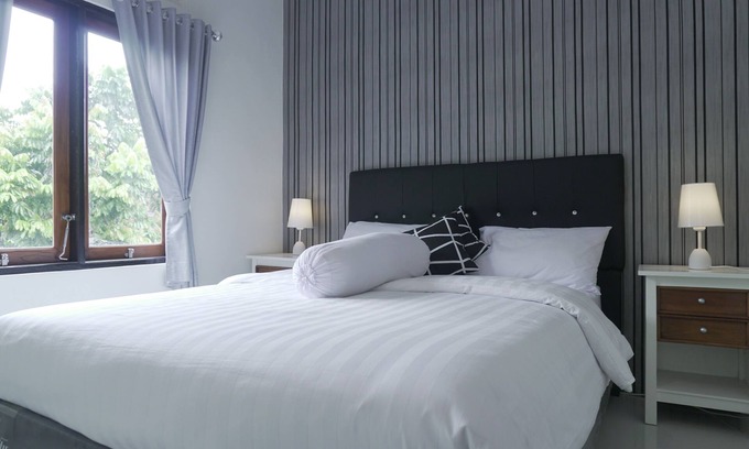 Sleman Villa | Sayana Homestay