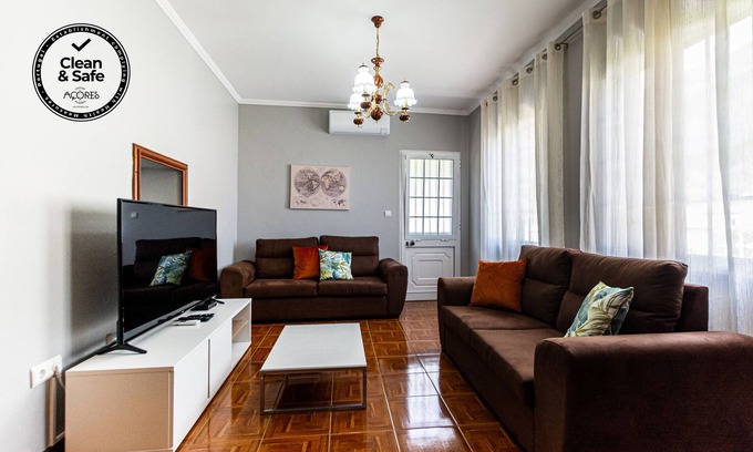 Faial Da Terra Casa | SBMP-2 Fisherman's House