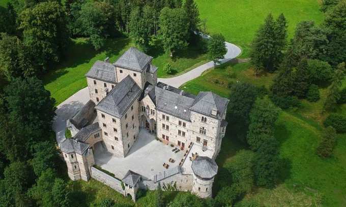 Bruck an der Grossglocknerstrasse Apartamento | Schlossresidenz Fischhorn