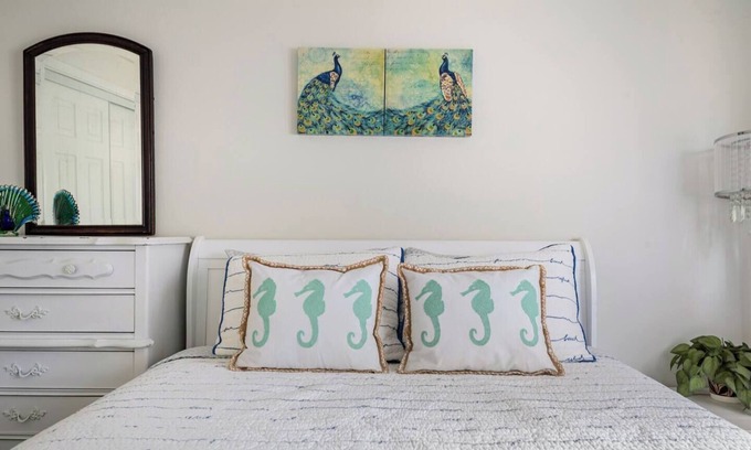 Crystal River Casa | Scallops & Manatees - Adorable 2/2 in Crystal River, Fl