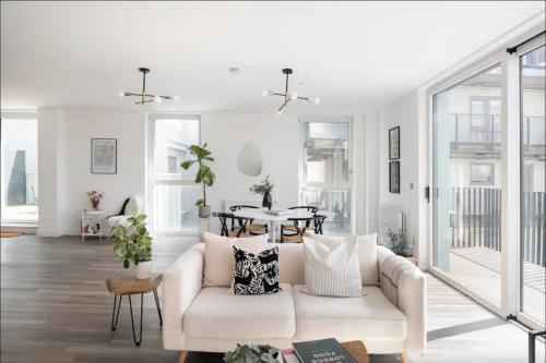 Stratford Apartamento | Scandi Style Flat in London with Private Terrace
