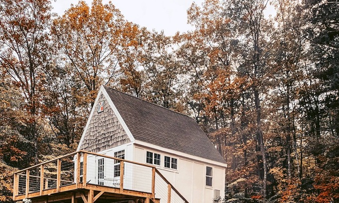 Bayfield Cabina | Scandinavian cottage on a Vineyard - 2 miles from Bayfield