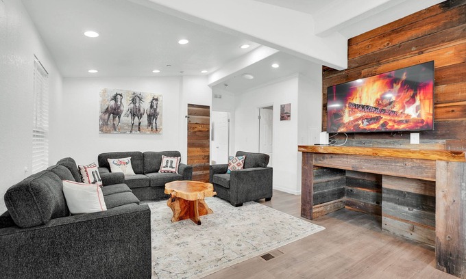 Castro Valley Casa | Scape to the Ranch: Relax, Work or Explore w/WiFi in fabulous Castro Valley