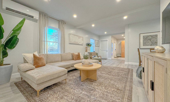 Scarborough Casa | Scarborough Shores Escape - 4 bedroom home close to Portland