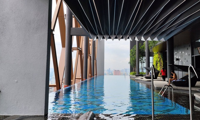 Kuala Lumpur City Centre Hotel | Scarletz Suites KLCC by Mykey