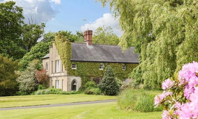 Craigavon Casa | Scarvagh House