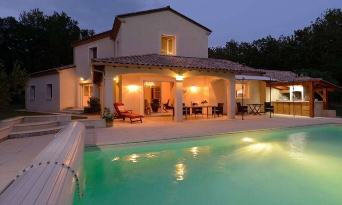 Beaumont-du-Perigord Villa | Villa pintoresca con piscina