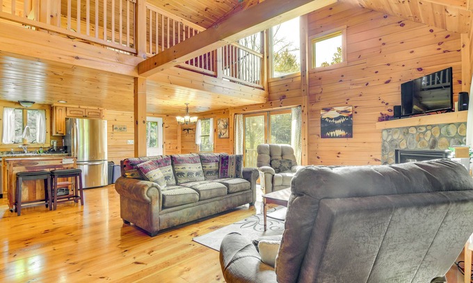 Franconia Cabina | Scenic Franconia Cabin ~ 6 Mi to Cannon Mountain!