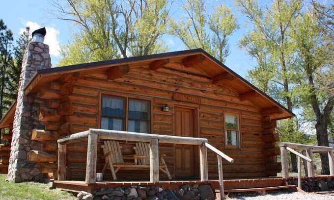 Wapiti Cabina | Pintoresco rancho de invitados con acogedora cabaña