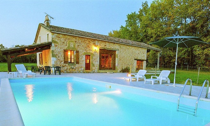 Biron Casa | La Villa pintoresca en Biron con la Piscina privada