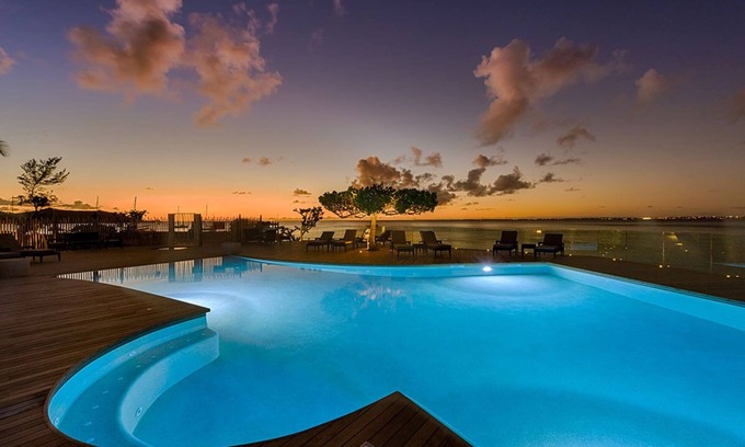 Grand Case Complejo | Scenic Island Suite | Lounge by the Sea or Cruise at Sunset