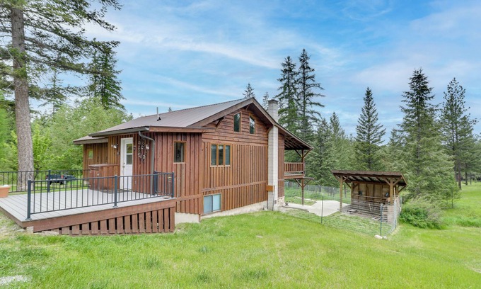 Rexford Casa | ¡NUEVO! Kootenai Forest Home: ¡entretenimiento al aire libre!
