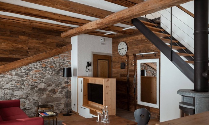 San Lorenzo di Sebato Chalet De Esquí | Scenic Mountain Escape With Spa