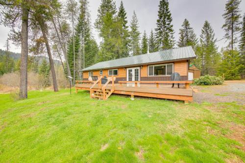 Priest River Casa | Scenic Priest Lake Vacation Rental Deck and Views!