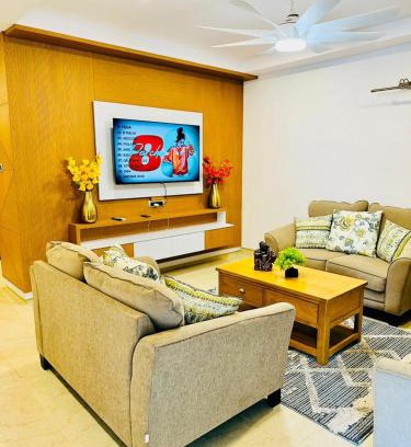 Shimla Apartamento | Scenic Solitude 2bhk Mountain View Apartment by Roamhome