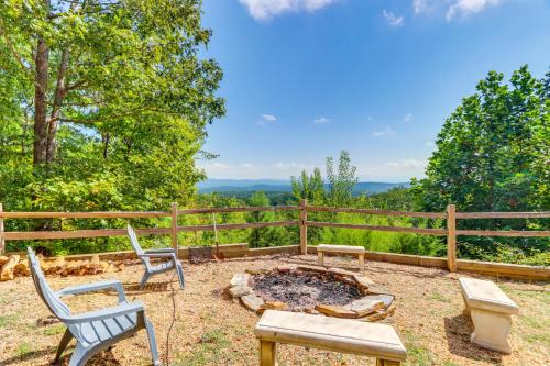 Ranger Casa | Scenic Talking Rock Creek Resort Home with Hot Tub