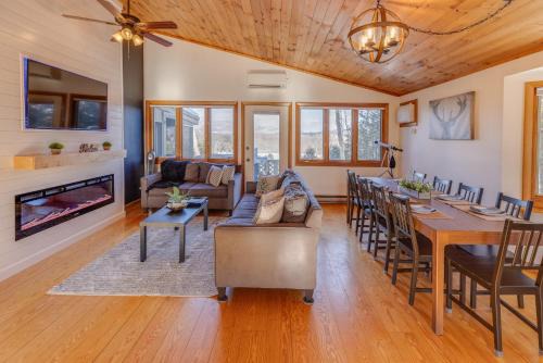 Thornton Casa | Scenic White Mountains Retreat home