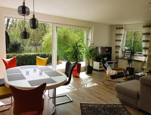 St Lorenz Apartamento | Schöne 120-qm-Ferienwohnung - Sonnenterrasse - Stadtgrenze Lübeck