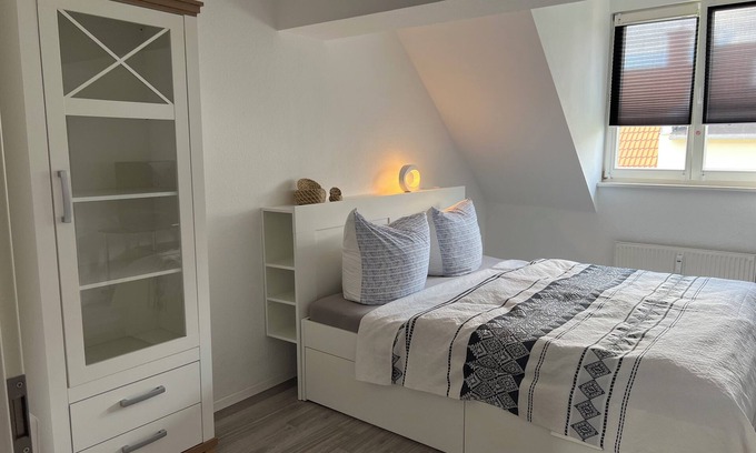 Magdeburg Apartamento | Schöne Dachgeschosswohnung im Gastroviertel an der Elbe