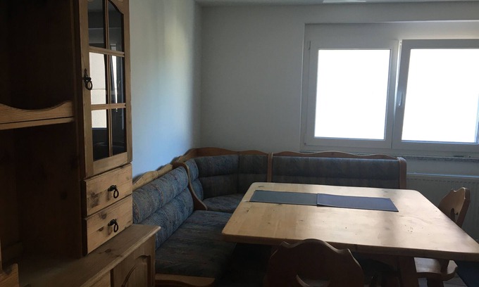 Kirchenlamitz Apartamento | Schöne Ferienwohnung am Fuße des Fichtelgebirges