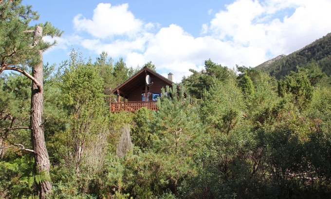 Lyngstranda Casa | Schönes Haus in Norwegen; Motorboot Mietbar, Hardangerfjord, Nähe Rosendal!