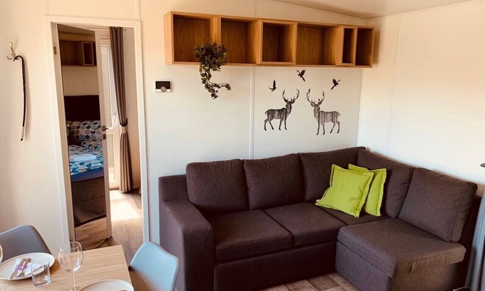 Beilngries Apartamento | Schönes Tinyhaus mit Küche und Terrasse